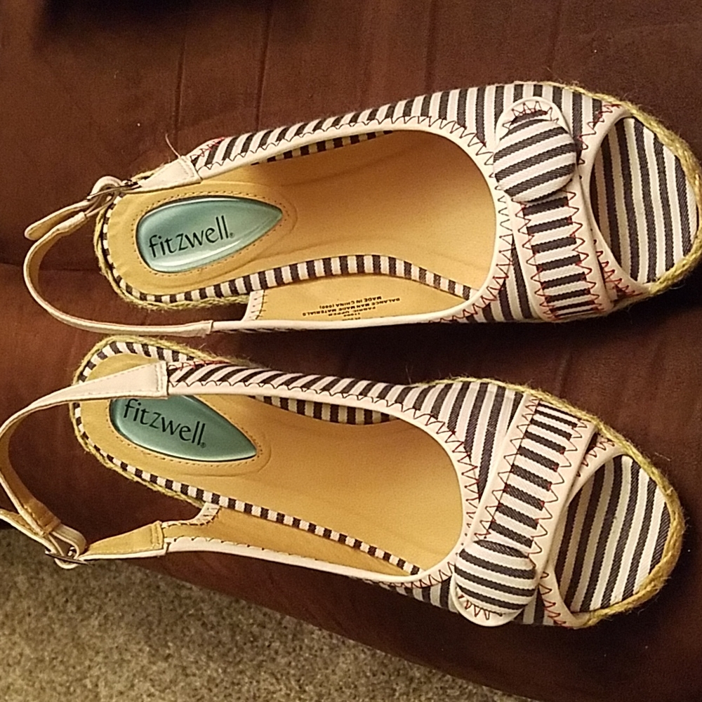 Navy/bone Fabric wedges